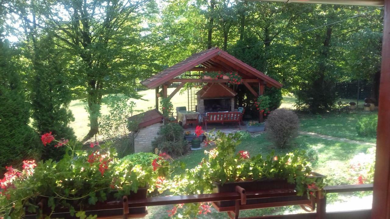 Holiday Home Nina Petrinja Exterior photo